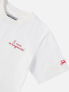 Cameron Warm winter cotton T-shirt in white with E nun m’angoscià embroidery | VACANZE DI NATALE SPECIAL EDITION