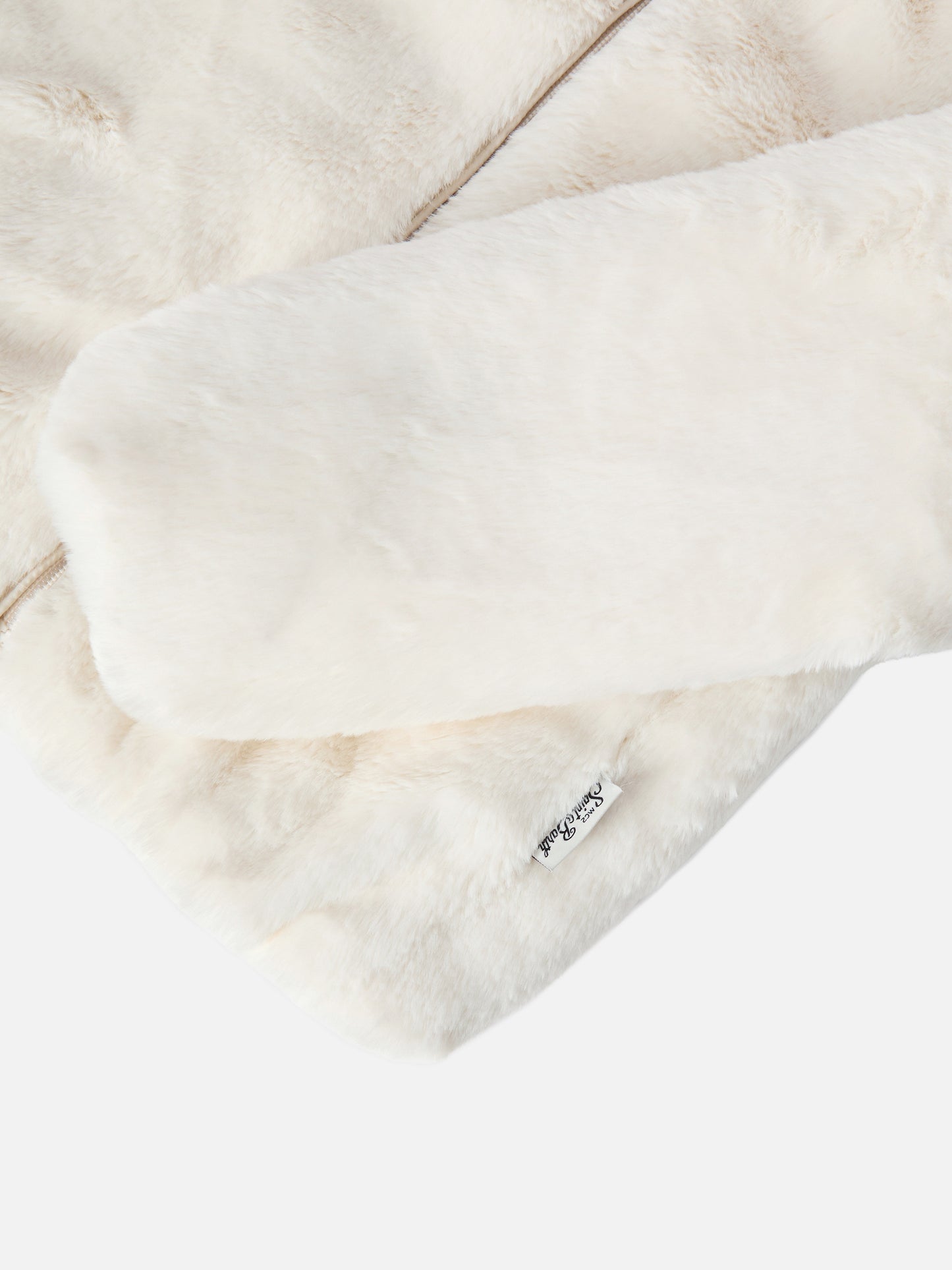 Kunstpelzjacke mit Kapuze, Ohren und Trudi-Anhänger