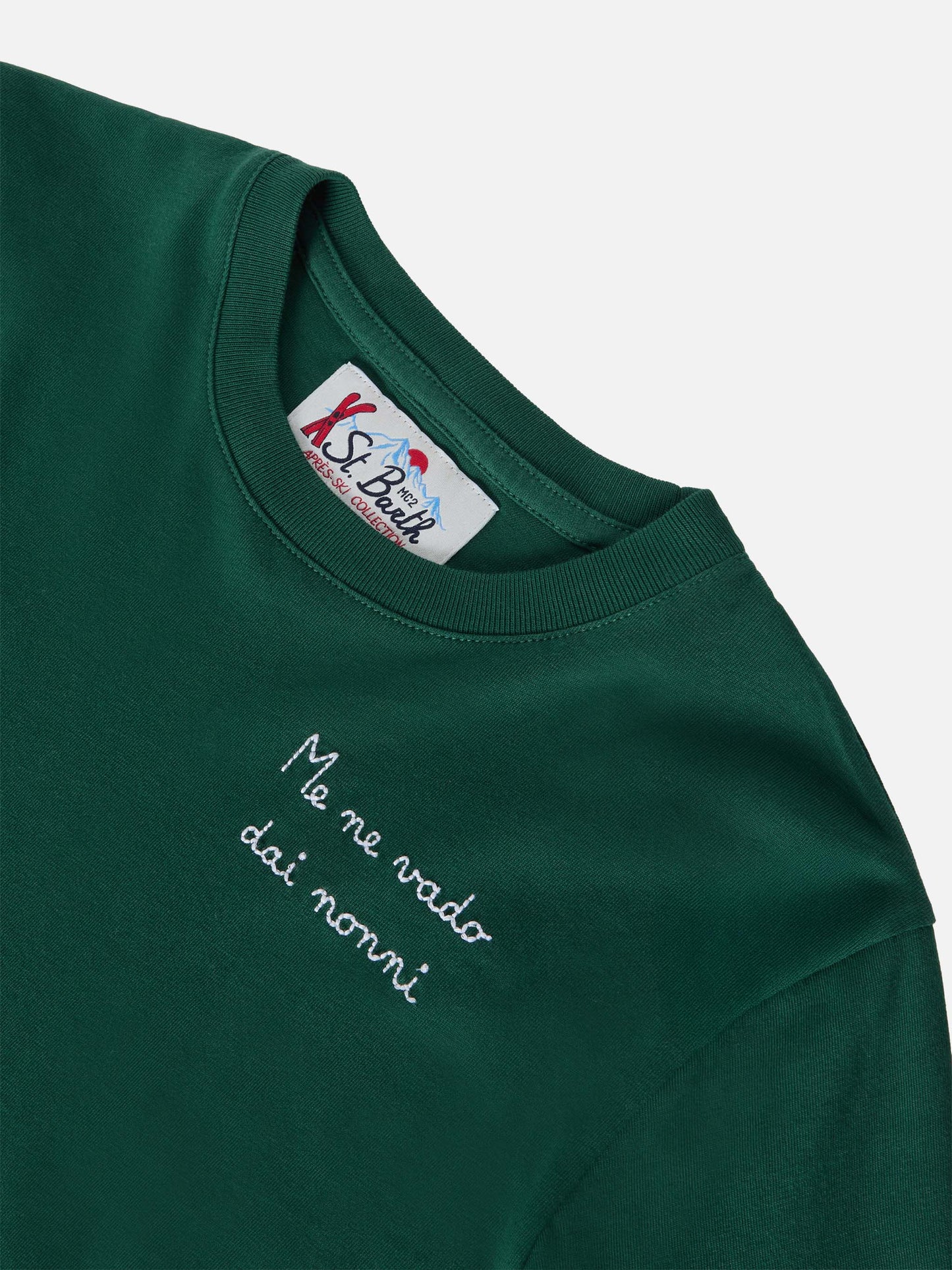 Luton long-sleeve cotton T-shirt in green with Me ne vado dai nonni embroidery