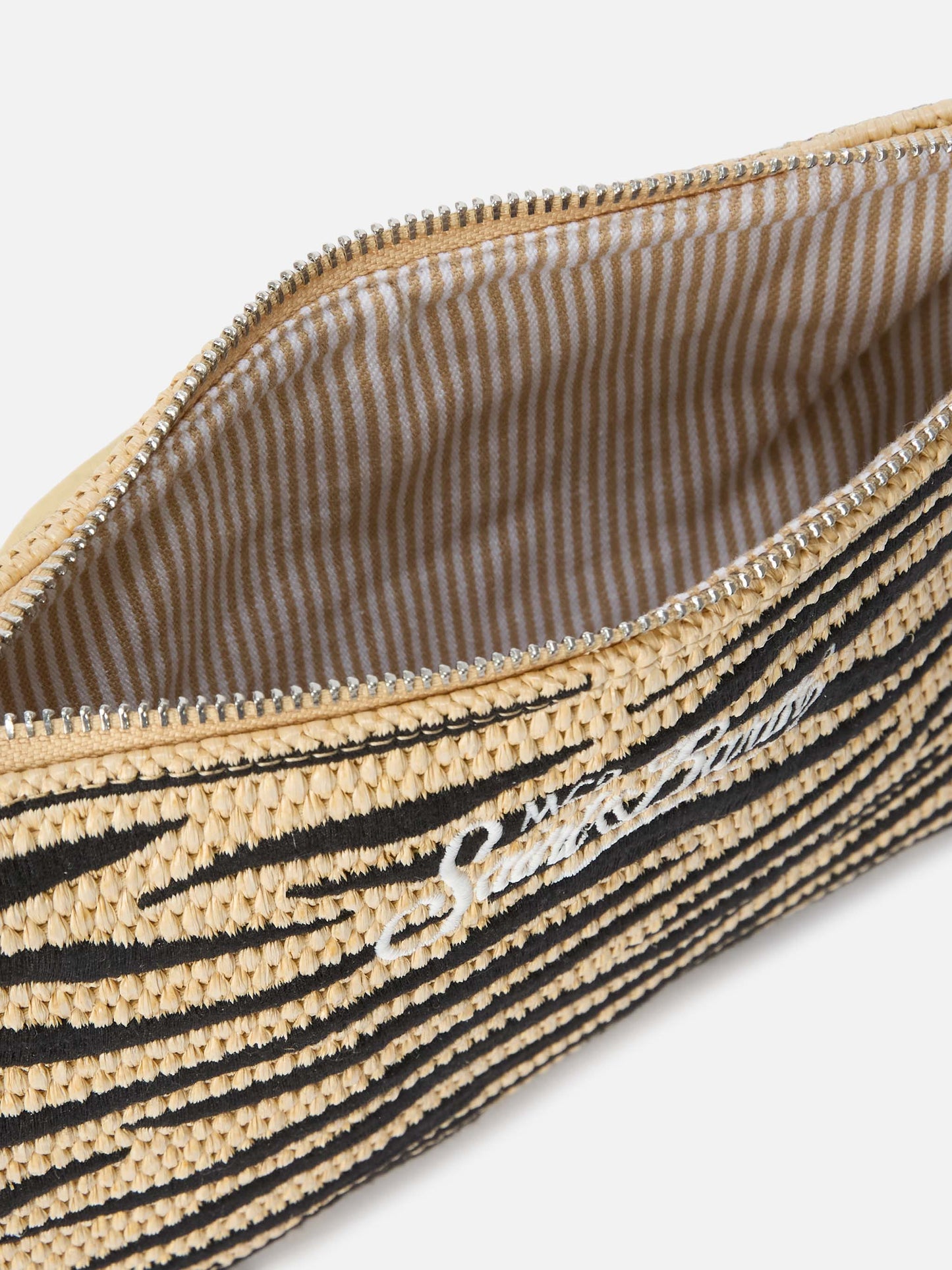 Pochette Parisienne con cebra bordada y correa extraíble