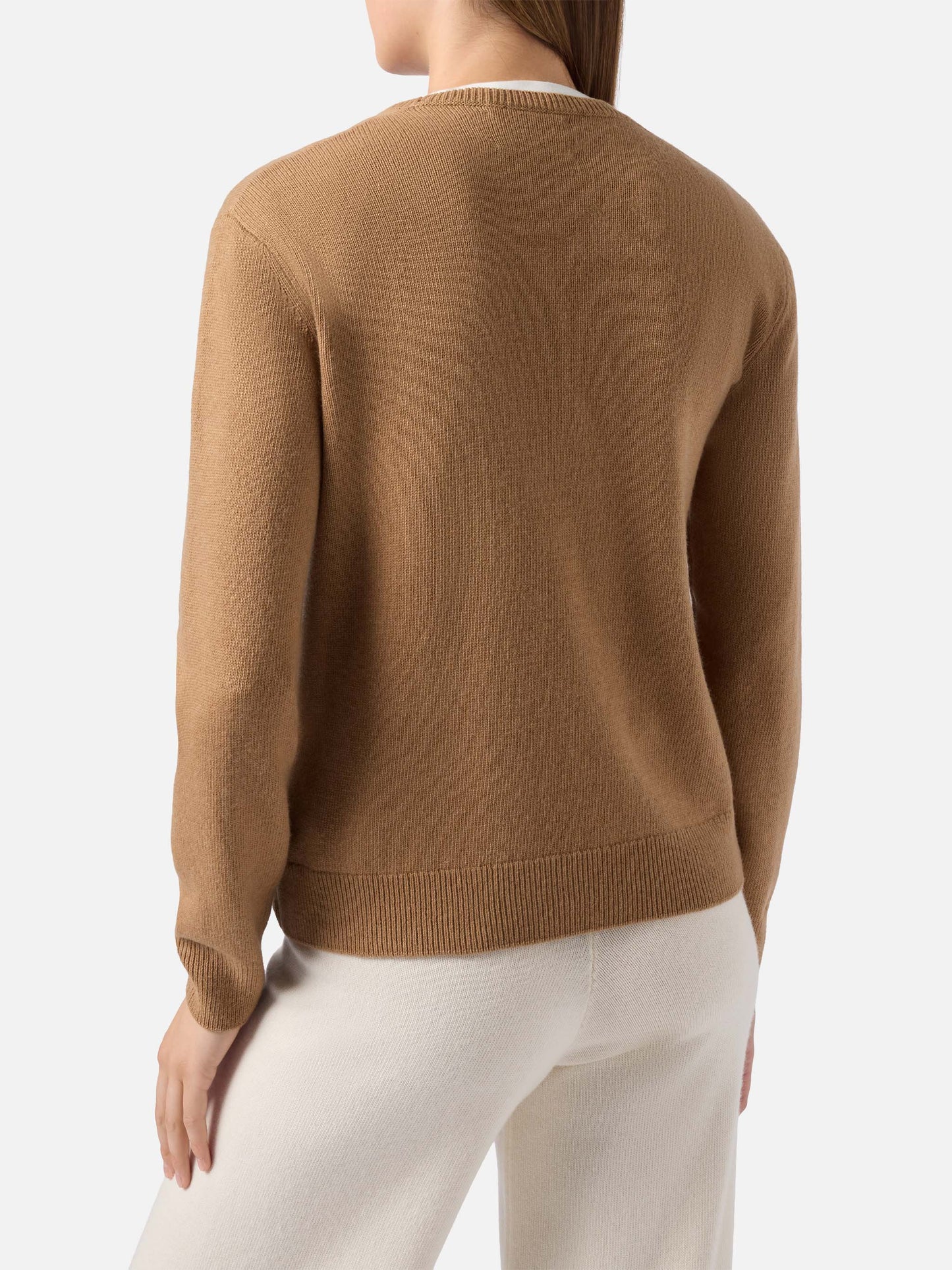 Maglione New Queen in misto cashmere cammello con jacquard Snoopy e ricamo | PEANUTS SPECIAL EDITION