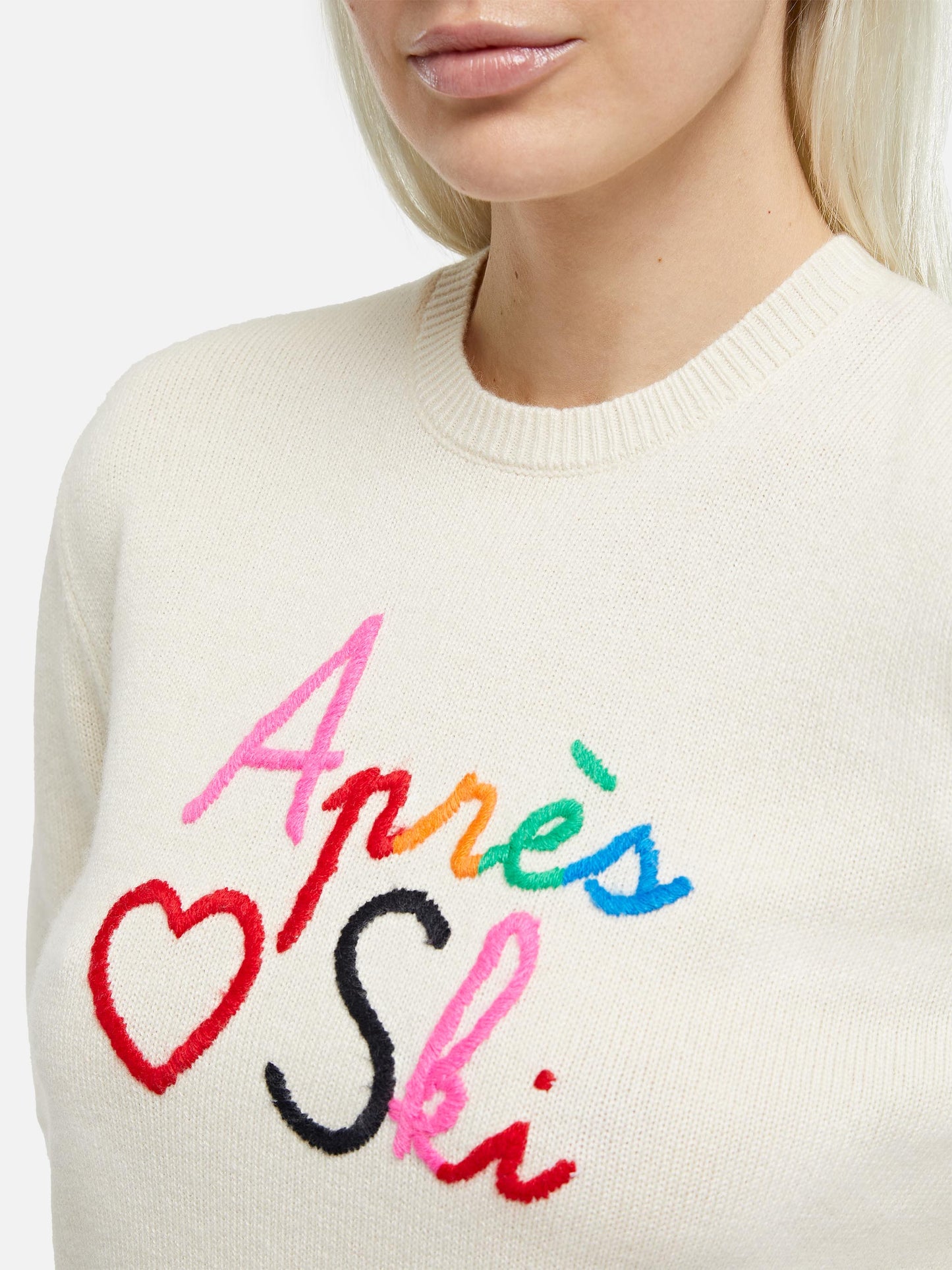 Weißer Damenpullover New Queen mit Apres-Love-Ski-Stickerei