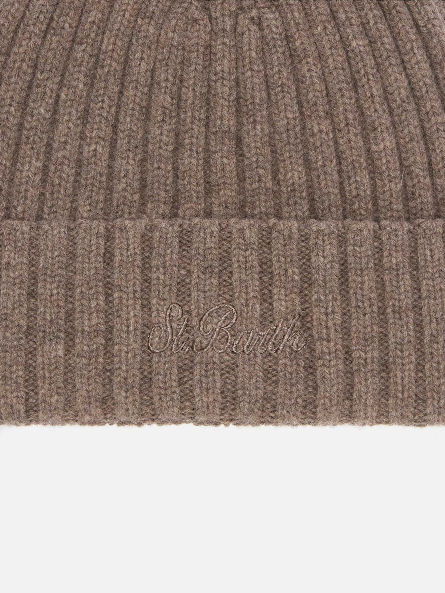 Wengen beanie in hazelnut wool with St. Barth embroidery on the turn-up