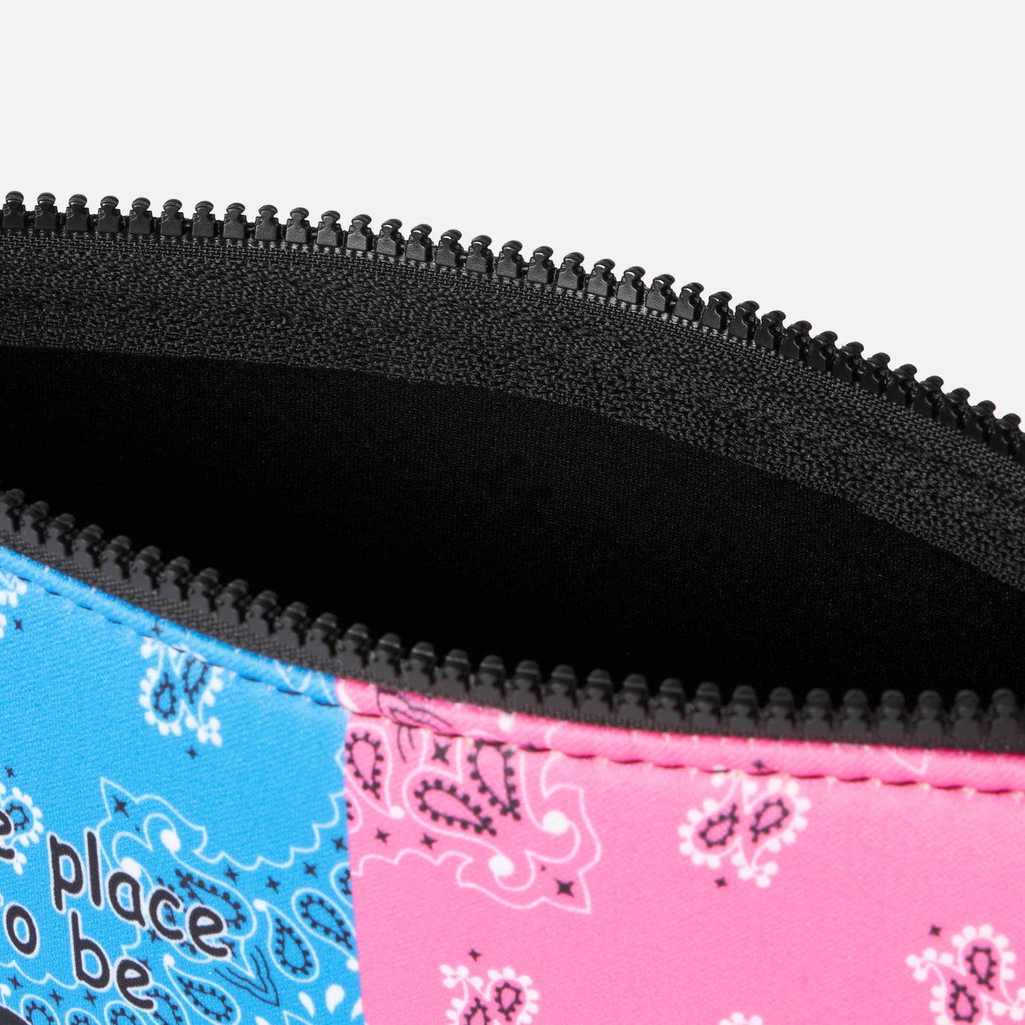 Pochette Aline in scuba con stampa bandana fluo