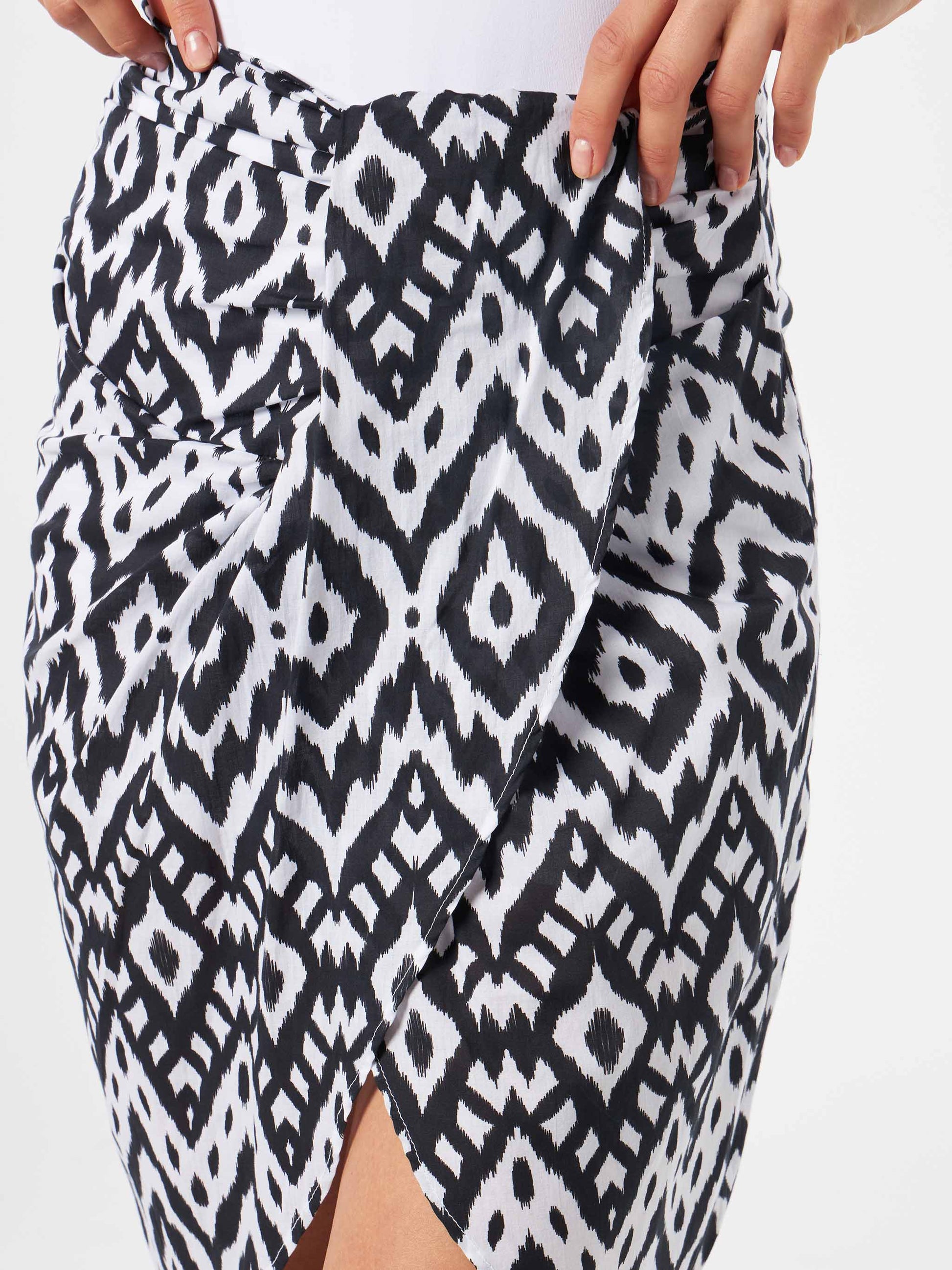 Woman midi skirt Amanda with ikat print - MC2 Saint Barth