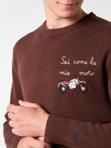 Herrenpullover mit Rundhalsausschnitt und Sei Come la mia Moto-Stickerei