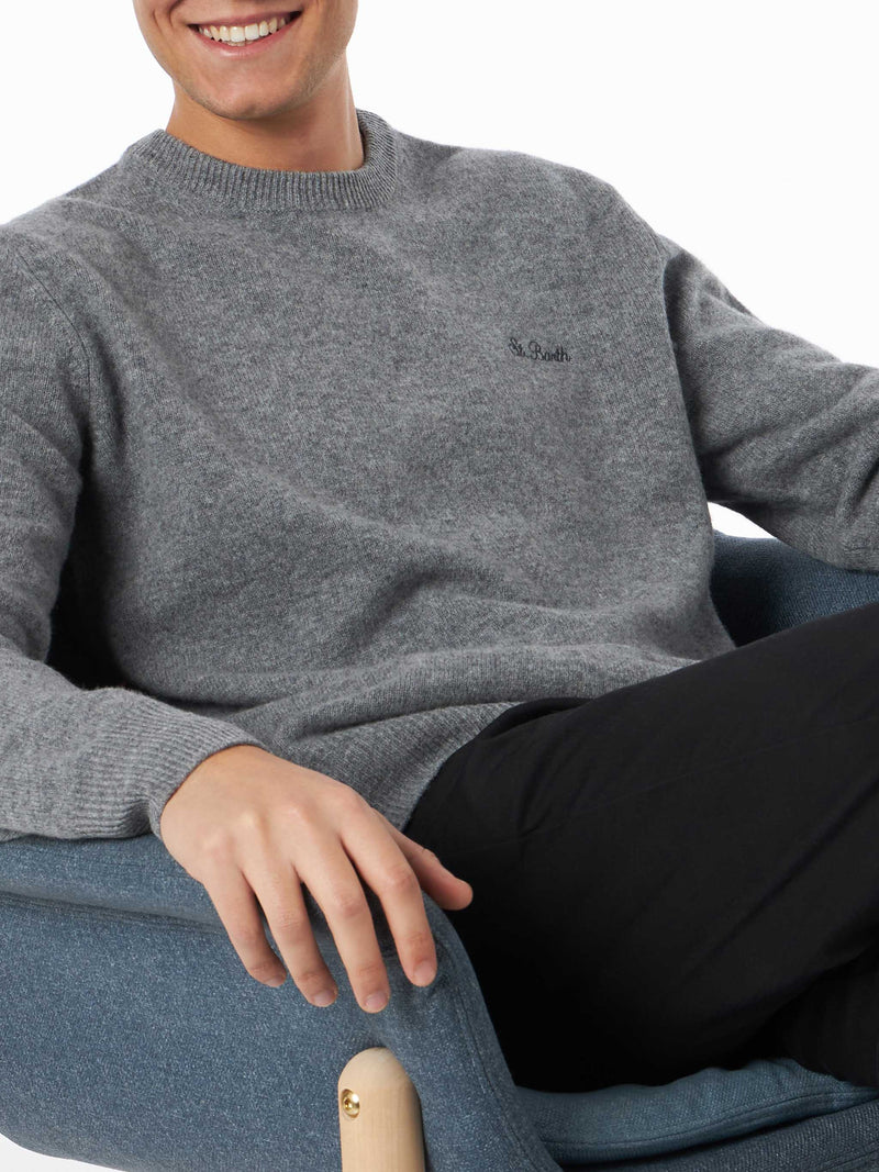 Maglione da uomo girocollo grigio con ricamo St. Barth