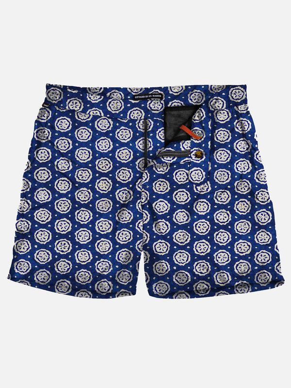 Short-length man swim shorts with dyed print