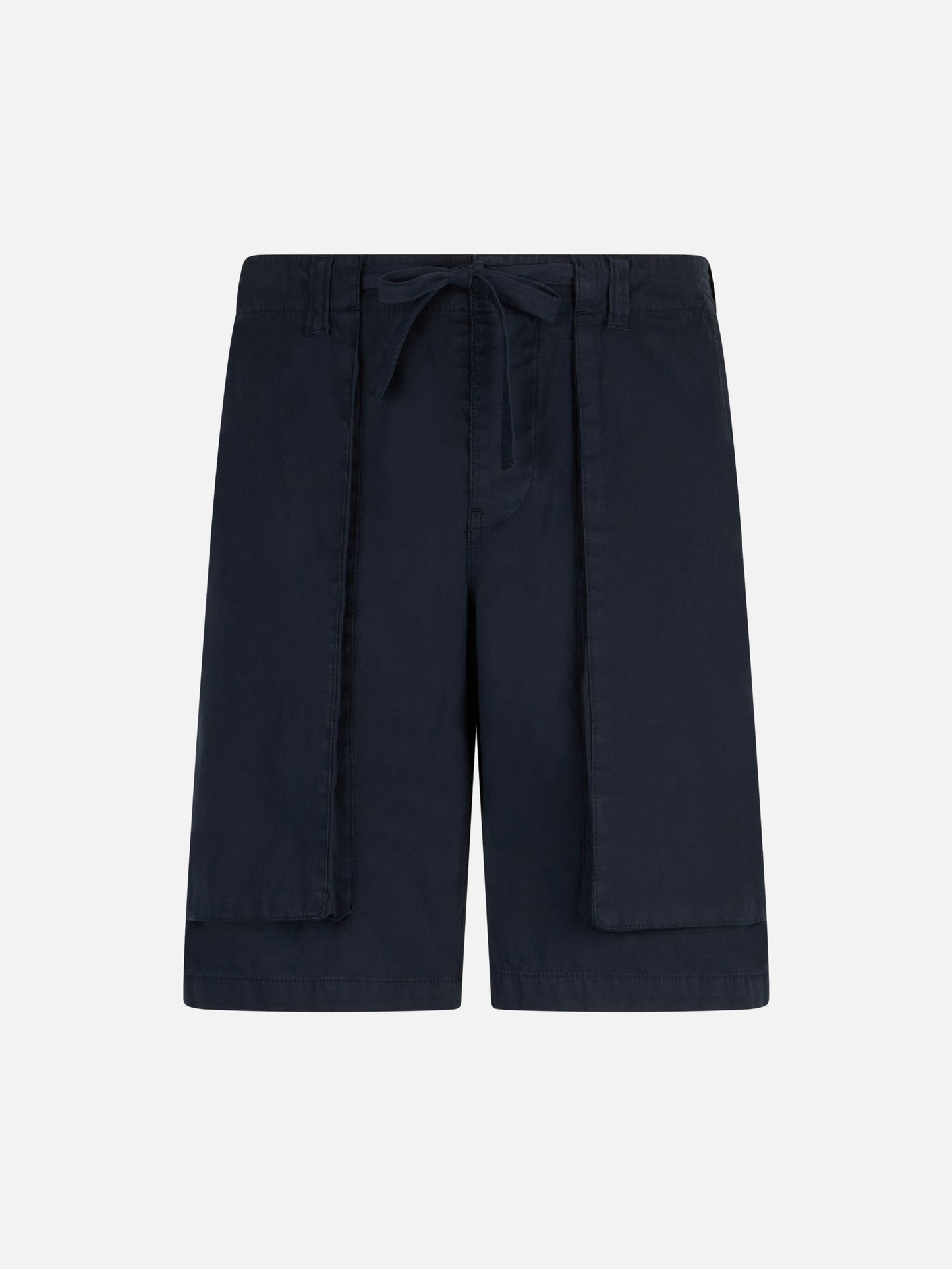 Man blue bermuda with side pockets