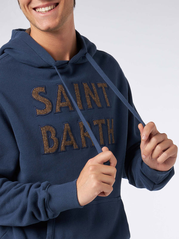 Herrenblauer Kapuzenpullover mit Saint-Barth-Aufnäher