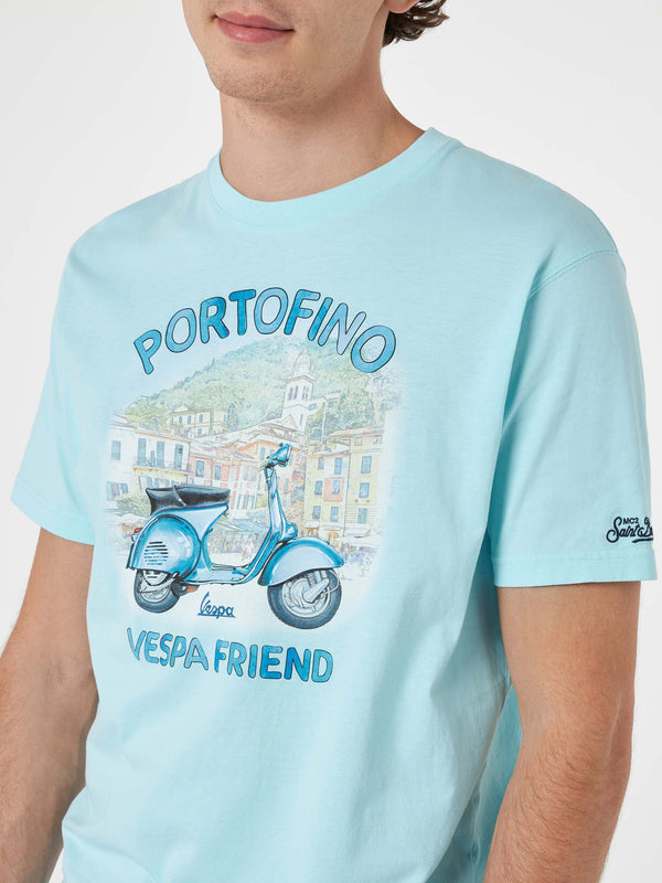 T-shirt da uomo con stampa piazzata Portofino Vespa Friend | EDIZIONE SPECIALE VESPA