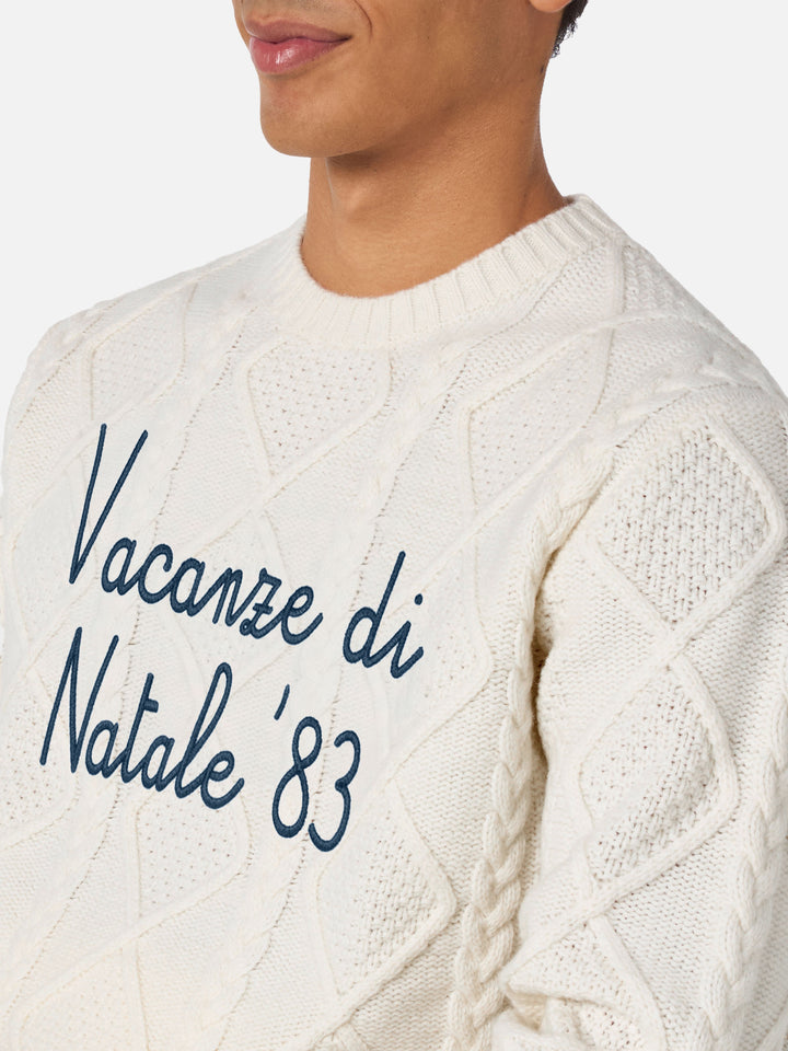 White crewneck sweater Bergen Tricot with Vacanze di Natale '83 embroidery