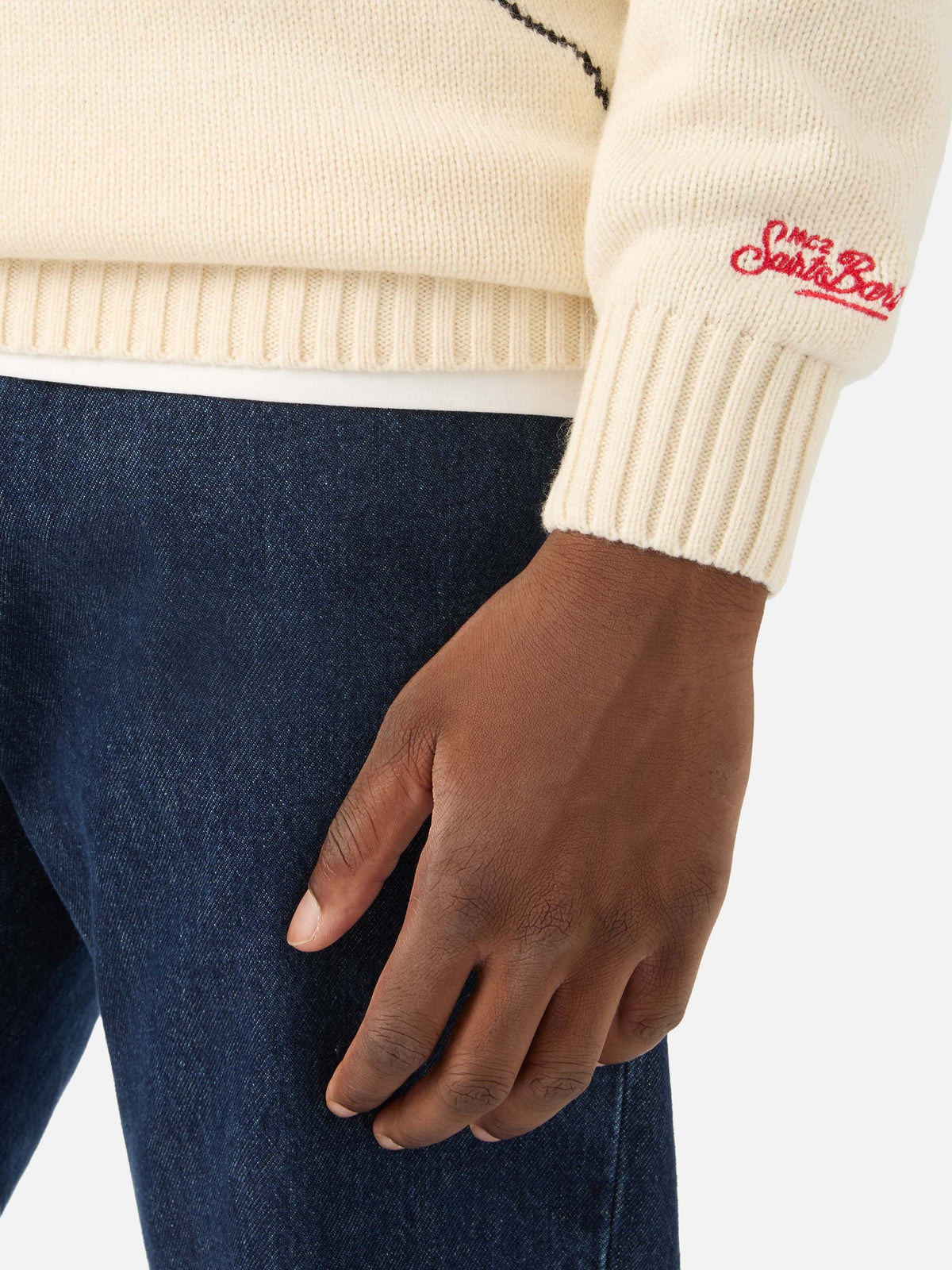 Punto de cuello redondo Light color crema Bombardino con intarsia y bordado de Snoopy | Special edition 