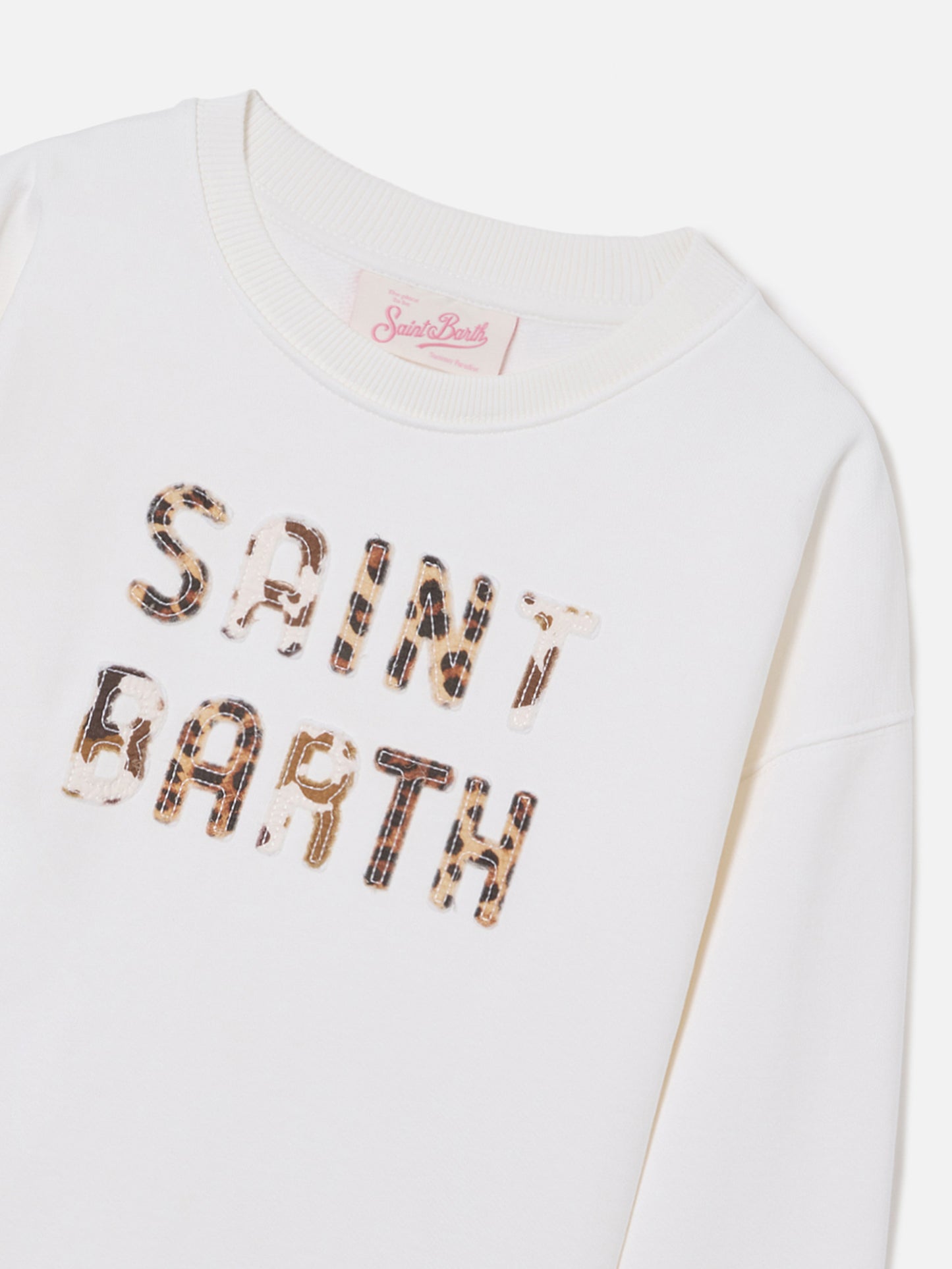 Felpa Briony girocollo bianca con patch leopardata