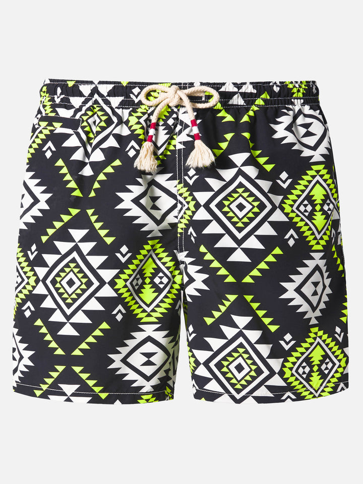 Mittellange Badeshorts im Caprese-Stil mit Ethno-Print