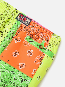 Badeshorts für Jungen mit mehrfarbigem Fluo-Bandana-Print