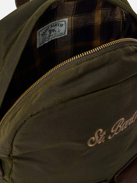 Mochila encerada verde militar Cody con bordado del logo 