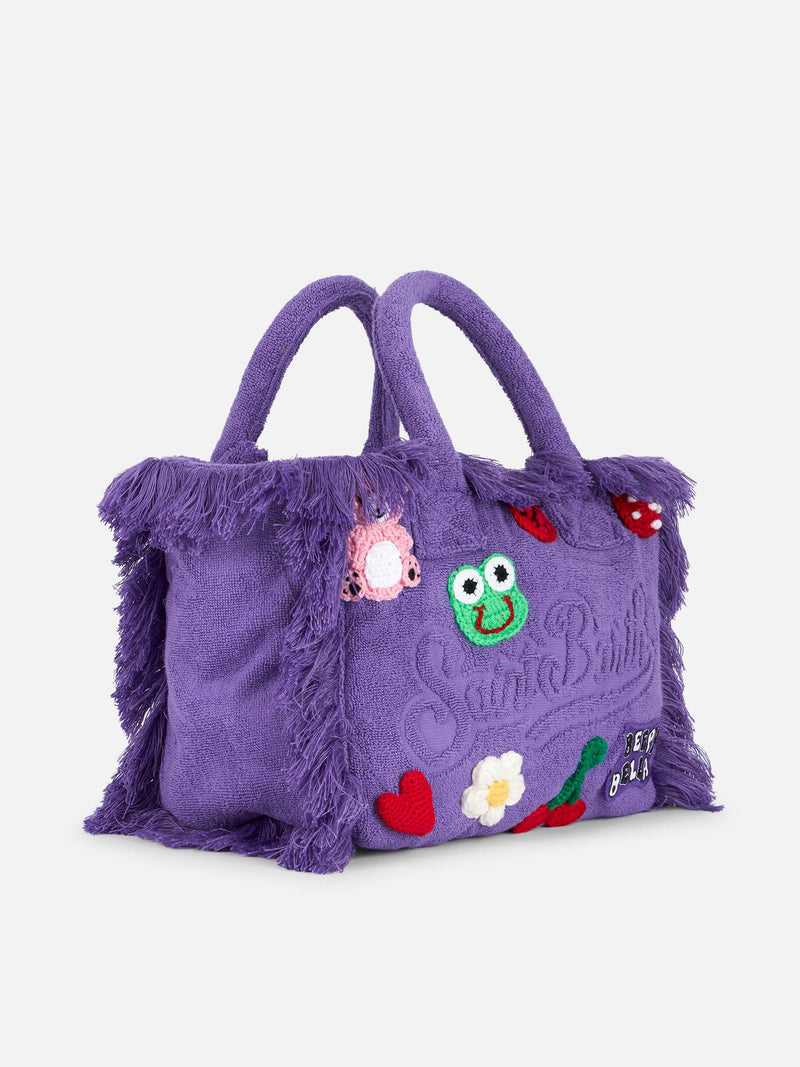 Colette – weiche Handtasche aus violettem Frottee mit mehreren Patches | BEEPY BELLA SPECIAL EDITION