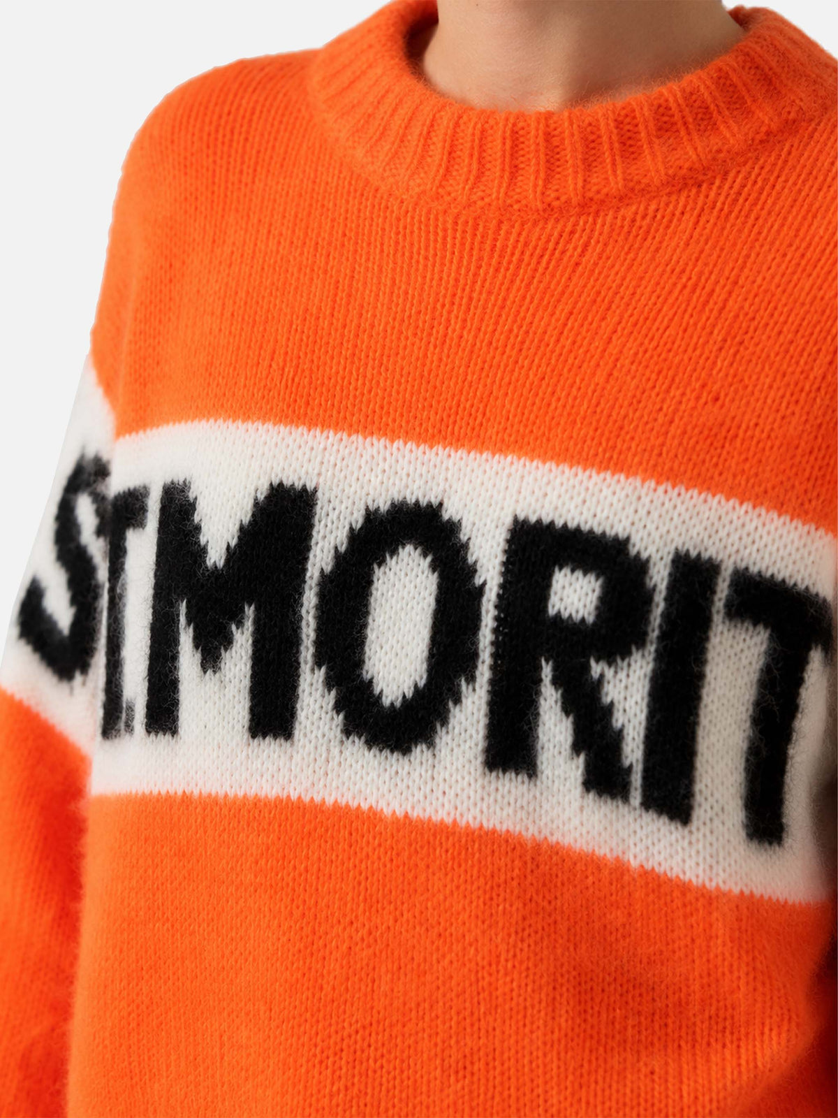 Danya Soft Pullover in Fluororange mit St. Moritz-Stickerei 