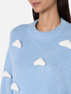 Maglione in misto alpaca garzato con applicazioni nuvole crochet