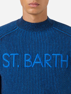 Davos gerippter blauer Pullover mit halbem Rollkragen 