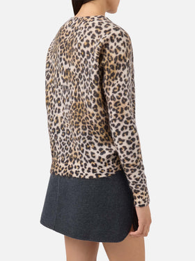 Elara V-neck sweater in camel mohair blend with leopard print