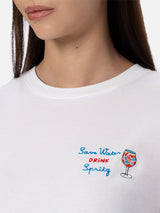 Damen-T-Shirt Emilie aus Baumwolljersey mit Rundhalsausschnitt und „Save water, Drink spritz“-Stickerei