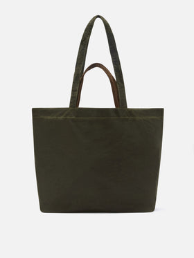 Sac Essential en tote ciré vert militaire avec logo brodé 