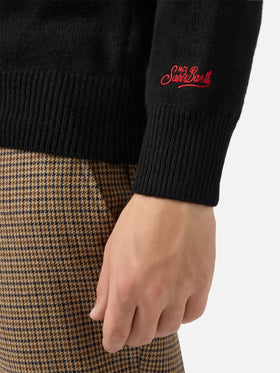 Schwarzer Heron-Pullover mit Après-Ski-Liebesstickerei