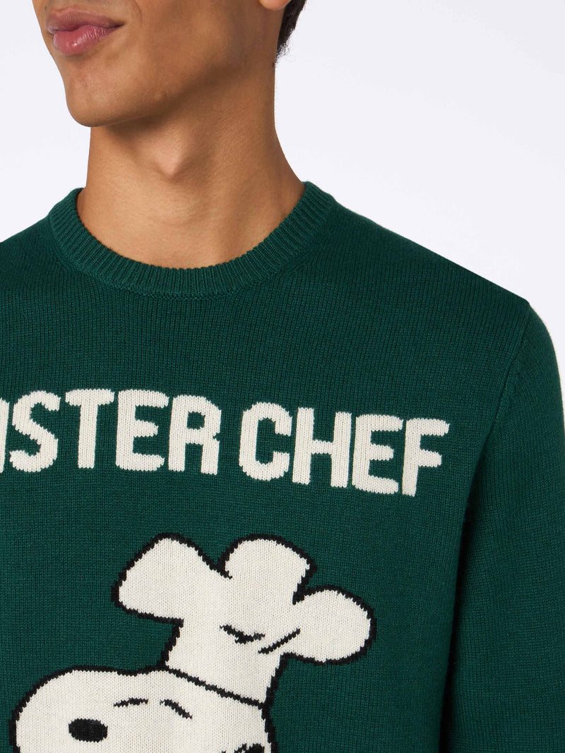 Man green sweater Heron with Snoopy master chef | SNOOPY PEANUTS SPECIAL EDITION