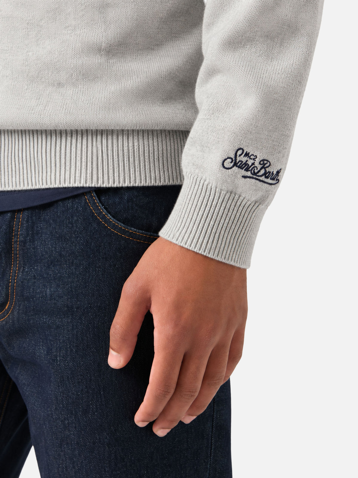 Sudadera gris con cuello redondo Heron con bordado Super G | SUPER G SPECIAL EDITION 