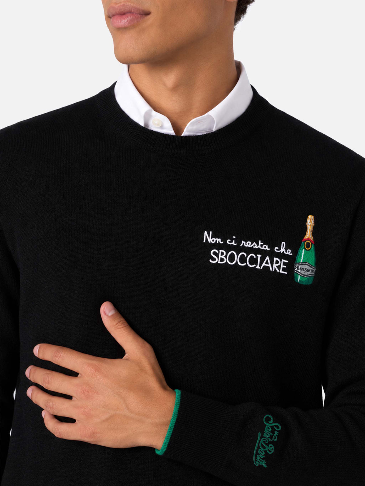Black Heron Light crewneck sweater with Non ci resta che sbocciare embroidery