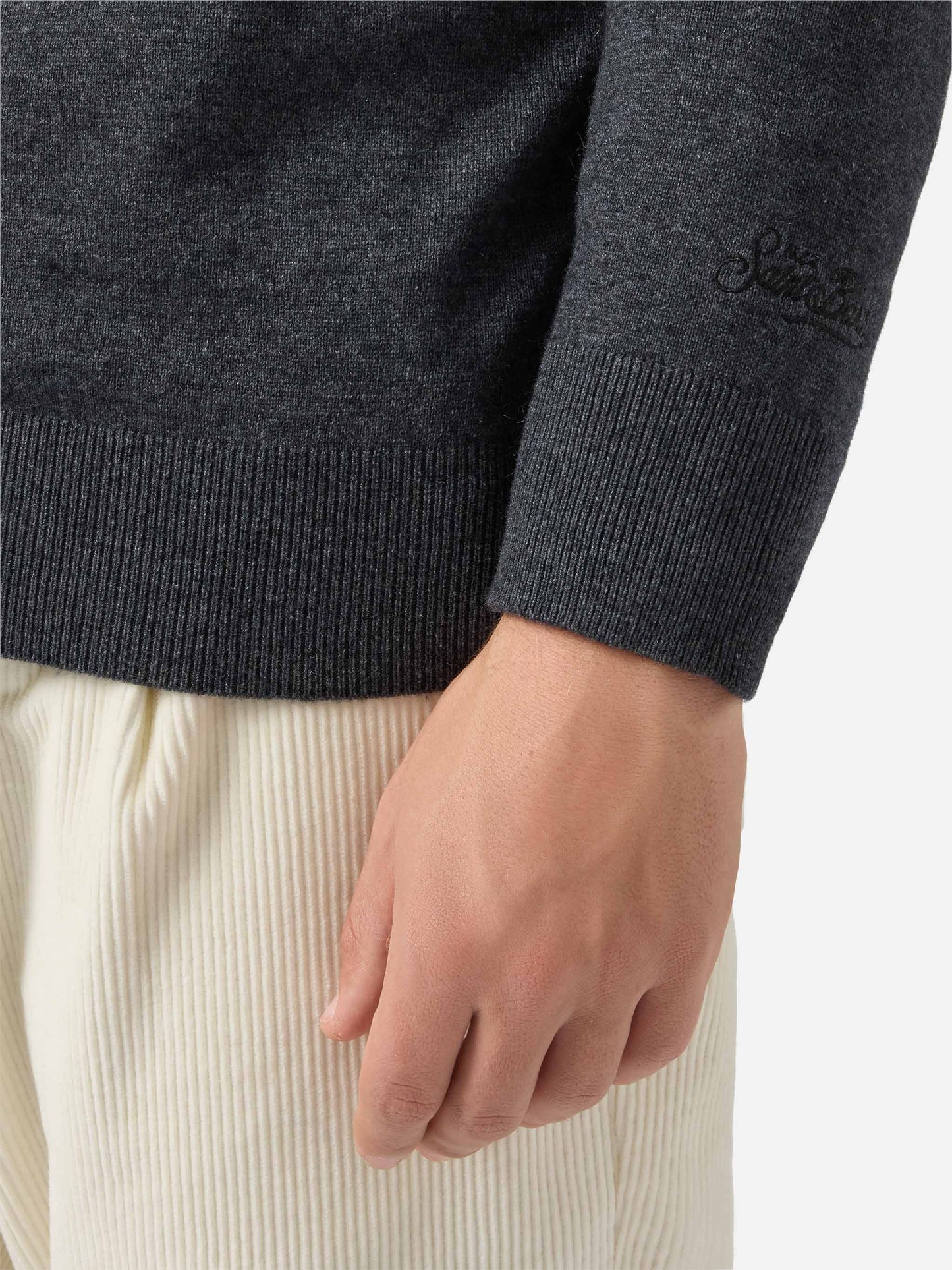 Crewneck sweater Heron Light with Bartman embroidery