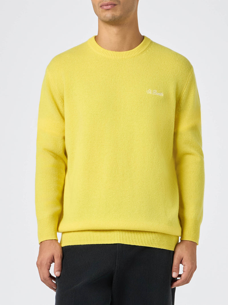 Man crewneck yellow sweater with St. Barth embroidery