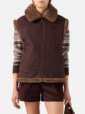 Gilet Hesketh marrone scuro reversibile in tessuto cerato ed effetto pelliccia