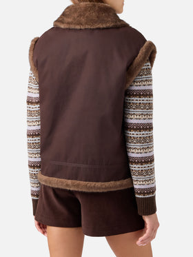 Gilet Hesketh marrone scuro reversibile in tessuto cerato ed effetto pelliccia