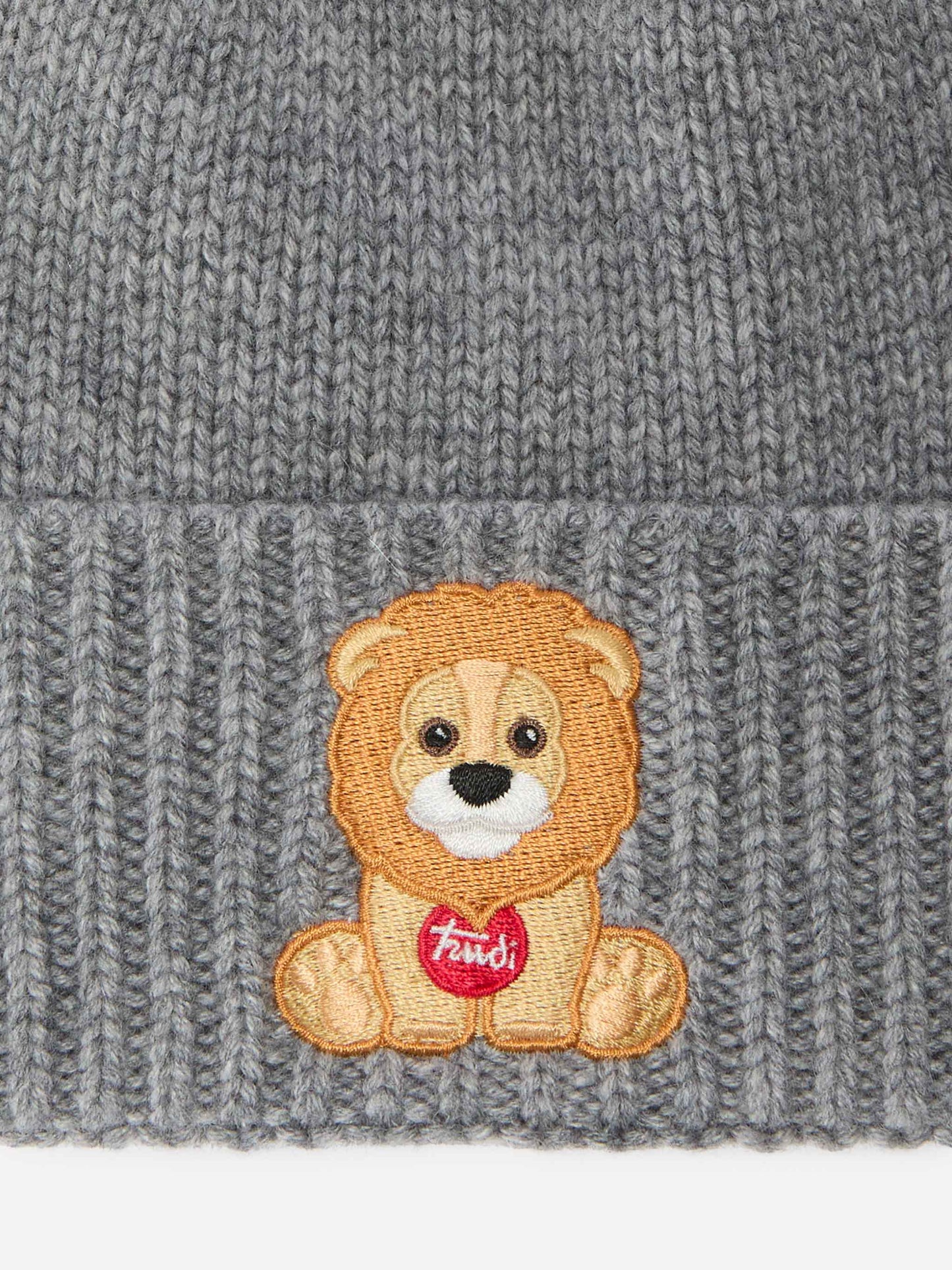 Holden cashmere-blend Beanie in grey with Trudi lion embroidery | TRUDI SPECIAL EDITION