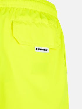 Jean Lighting Pantone leichte Badeshorts in Neongelb | PANTONE® SPECIAL EDITION