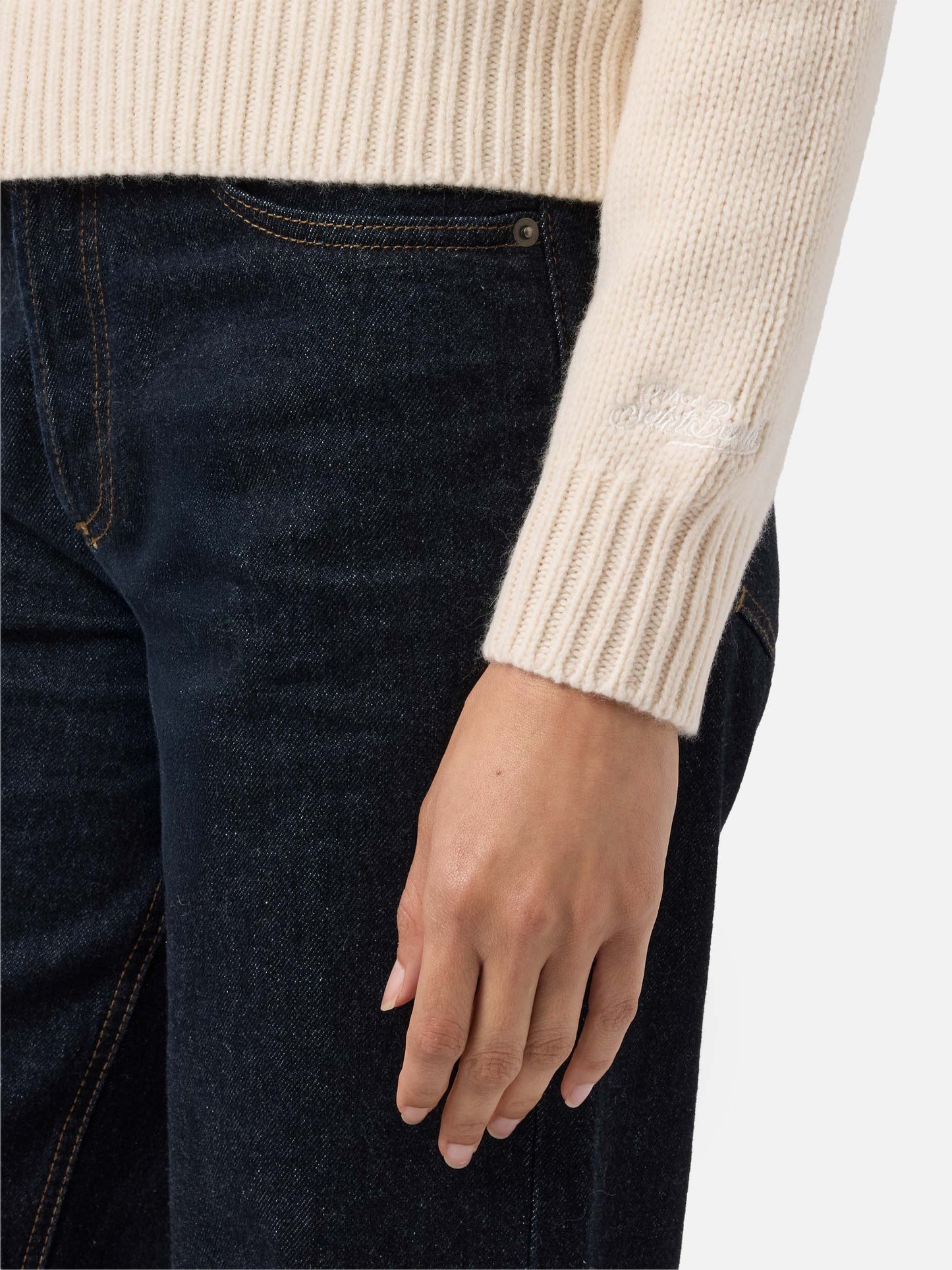 Kyla wool sweater in white with Cortina jacquard