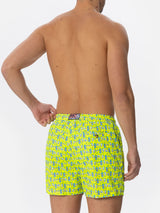 Herren-Badeshorts aus leichtem Stoff mit Gin- und Gym-Print | GIN MARE SONDEREDITION