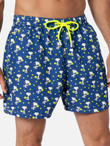 Man lightweight fabric swim-shorts Lighting Micro Fantasy with Snoopy padel print | SNOOPY PEANUTS™ SPECIAL EDITION