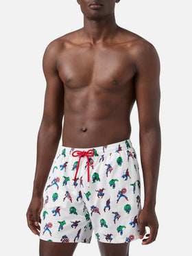 Herren-Badeshorts aus leichtem Stoff Lighting Micro Fantasy mit Marvel Super Heroes-Aufdruck | MARVEL-SONDERAUSGABE