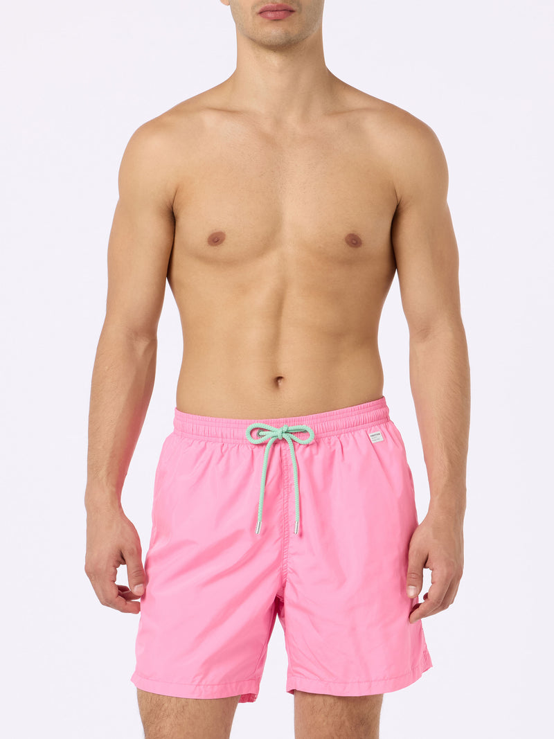 Herren-Badeshorts aus leichtem Stoff in Rosa Lighting Pantone | PANTONE-SONDERAUSGABE