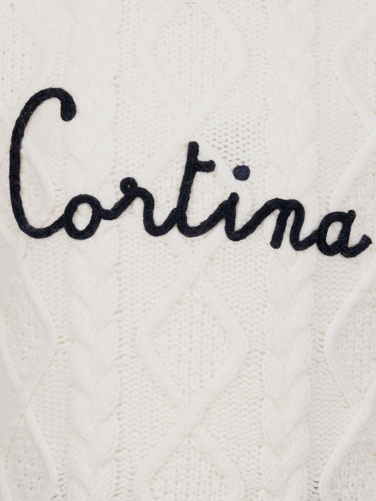 Maglione da bambina a trecce Malmo con ricamo Cortina