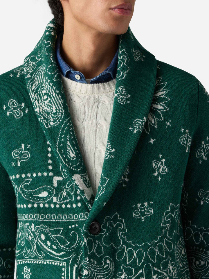 Strickjacke Max mit Bandana-Jacquard und Stickerei 