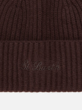 Moss Beanie in brown ribbed knit with St. Barth embroidery