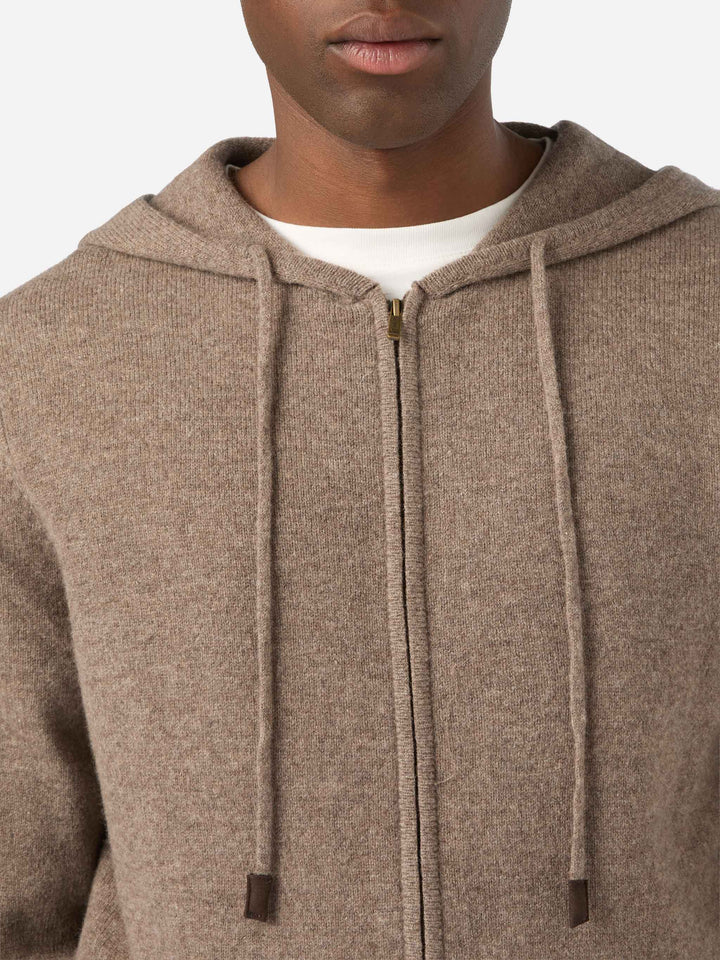Maglia Notting beige in lambswool con cappuccio e zip intera