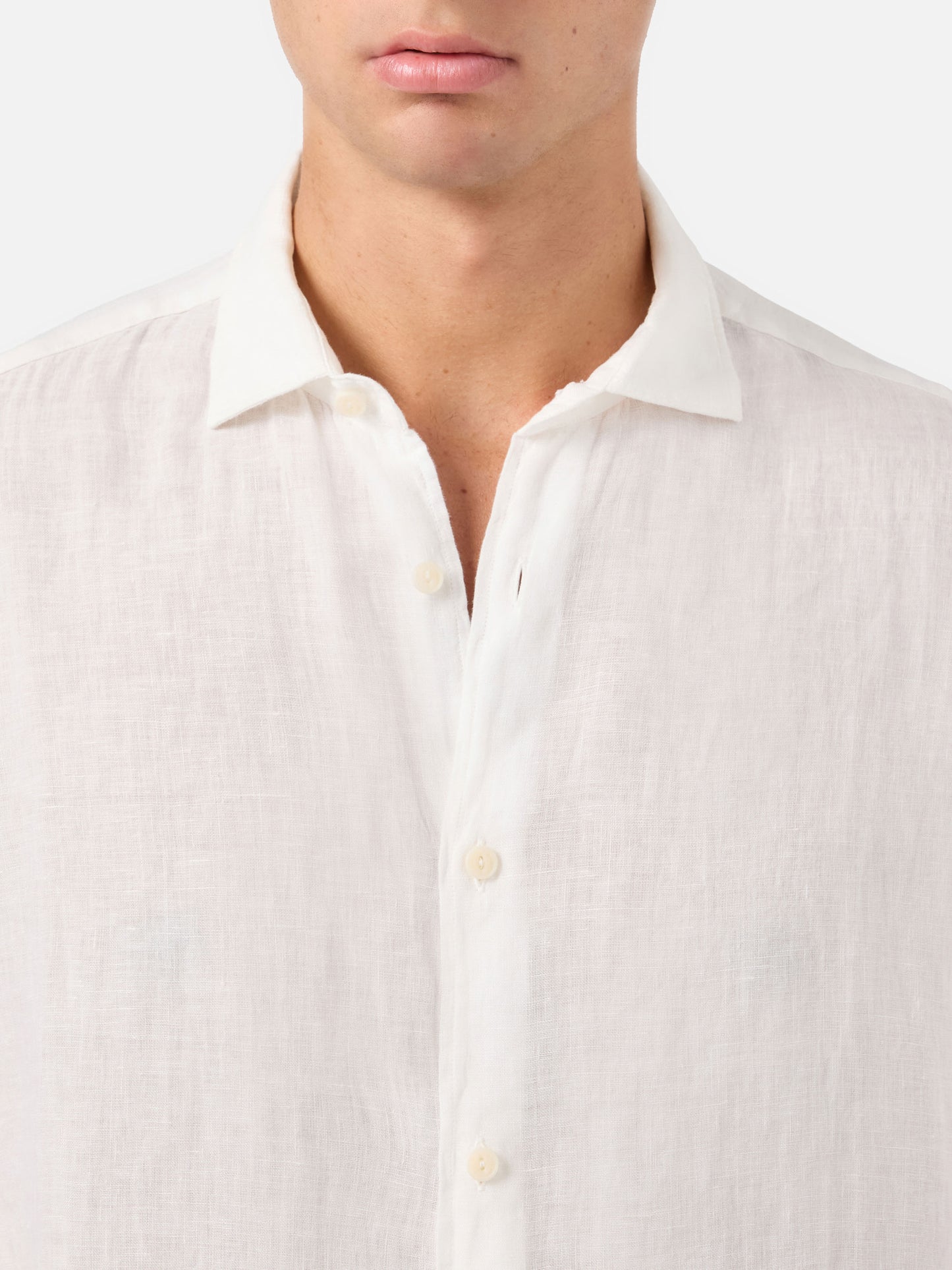 Pamplona linen shirt in white
