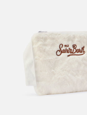 Pareasy Pouch in white faux fur