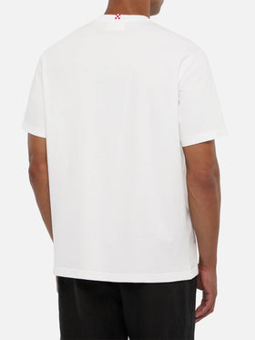 Portofino T-Shirt aus klassischem Baumwolljersey mit Dazi Amari Stickerei.